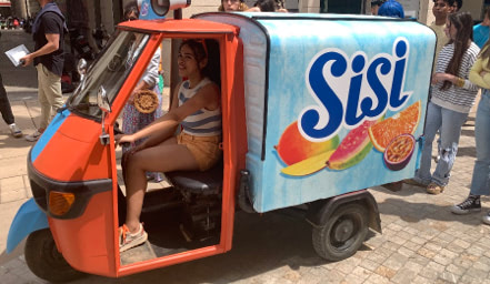 Sisi Tuk Tuk